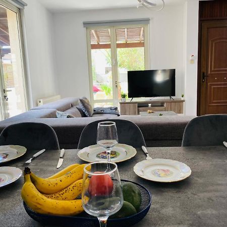 Gaia - 4 Bedroom House In לרנקה מראה חיצוני תמונה