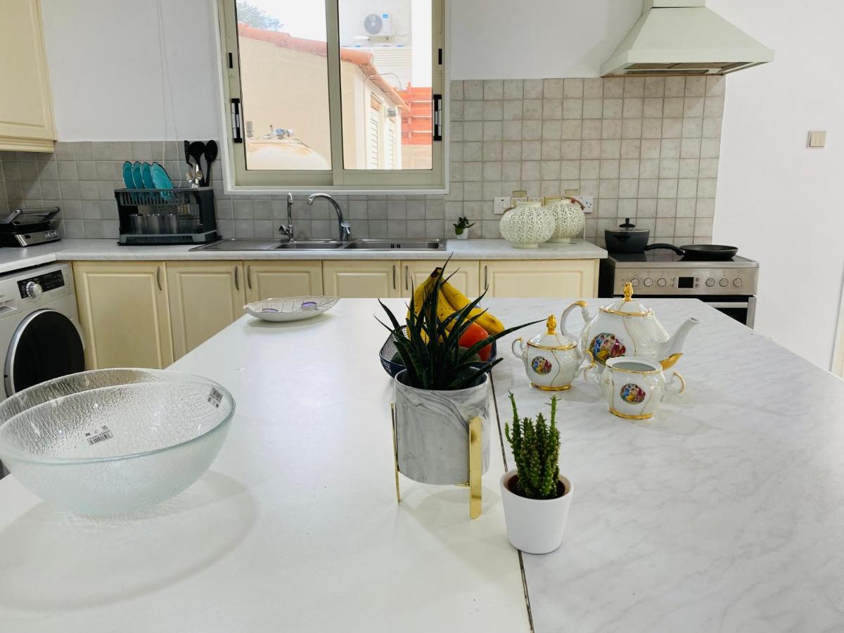 Gaia - 4 Bedroom House In לרנקה מראה חיצוני תמונה